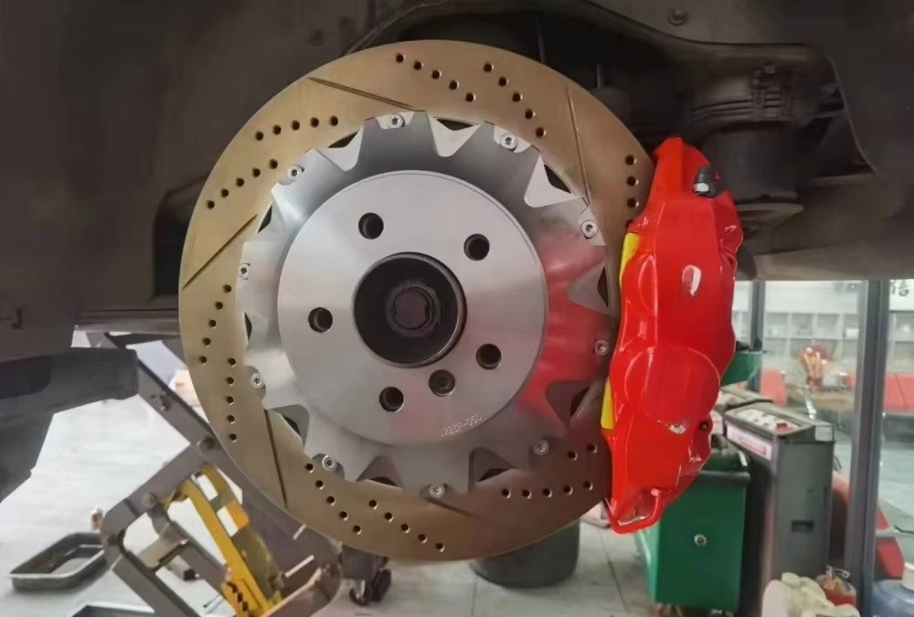 Kit d'étriers de frein FECCR O - Forged Front Brake Caliper 4 Piston avis et prix